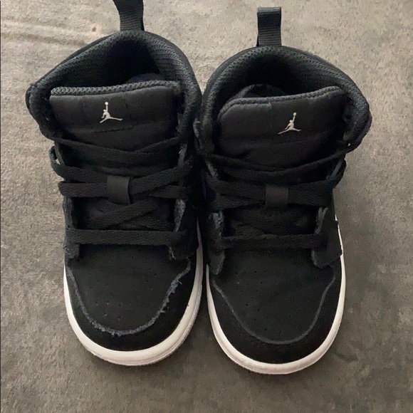 Jordan’s with Red and Blue - Picture 3 of 4